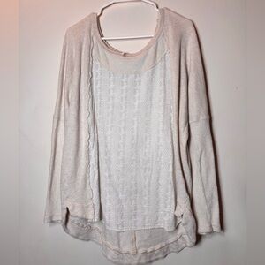 🌸Free People Embroidered Lace Crew🌸